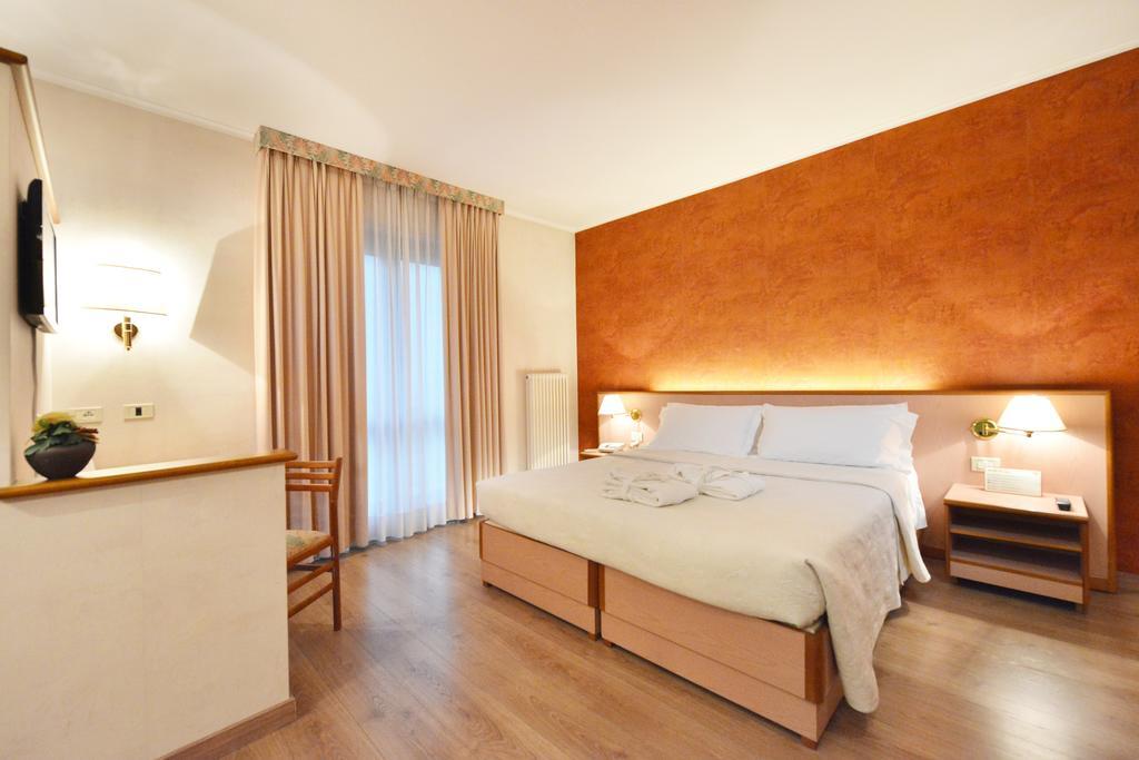 La Rocca Sport & Benessere Châtillon Extérieur photo
