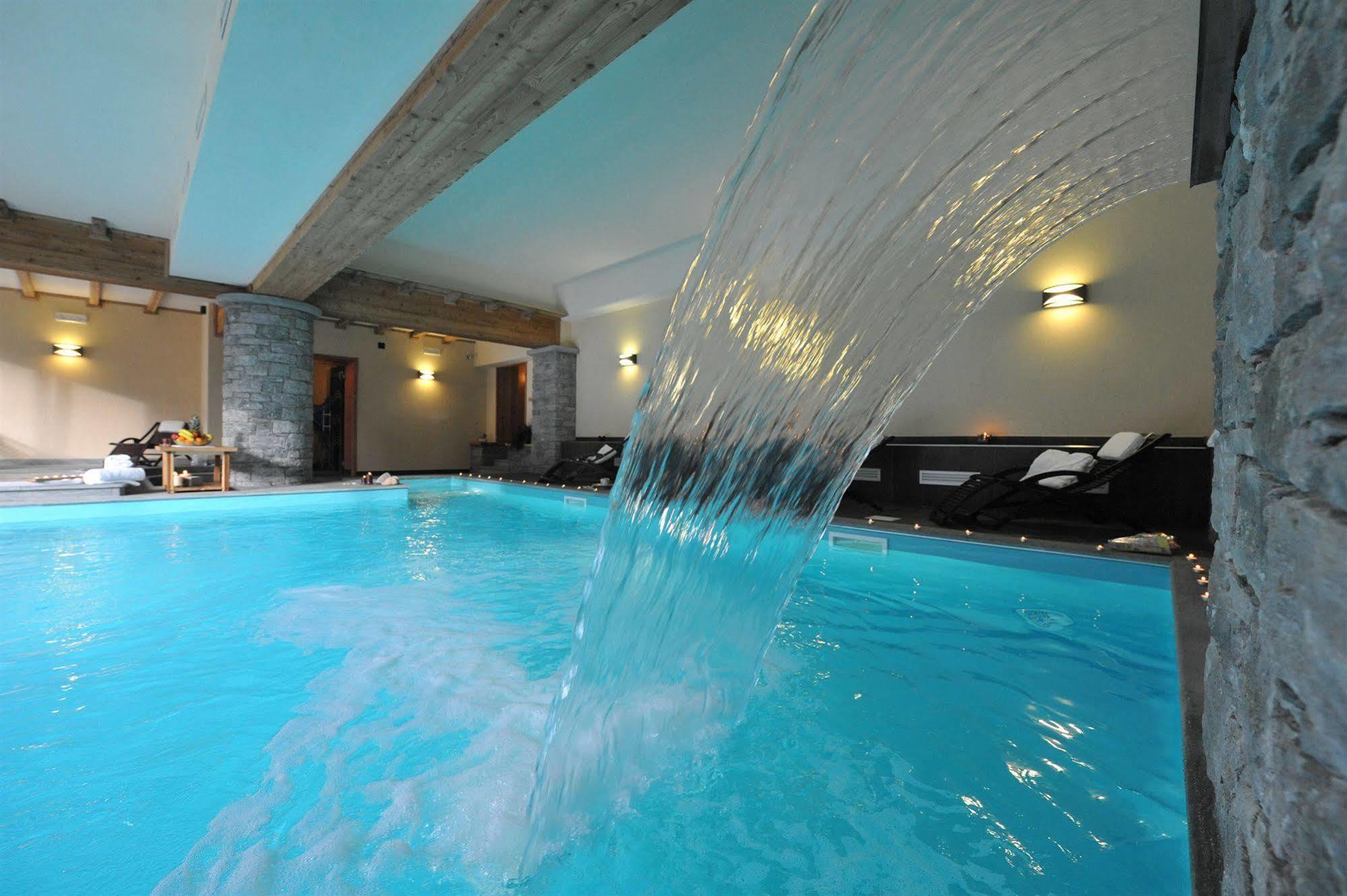 La Rocca Sport & Benessere Châtillon Extérieur photo