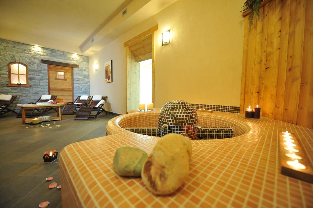 La Rocca Sport & Benessere Châtillon Extérieur photo